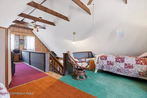 Bedroom - 2149 Sparrow Rd, Bushkill, PA 18324 photo 2 of 3