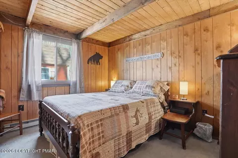 Bedroom - 2149 Sparrow Rd, Bushkill, PA 18324 photo 1 of 3