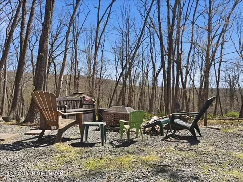 Exterior - 2149 Sparrow Rd, Bushkill, PA 18324 photo 5 of 8