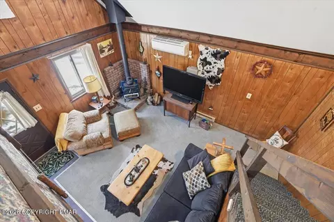 Living - 2149 Sparrow Rd, Bushkill, PA 18324 photo 2 of 2