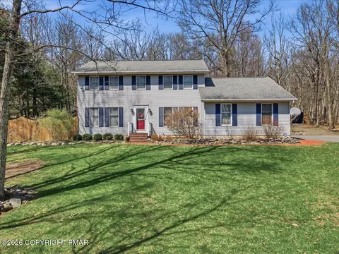 313 Fall Creek Ter, Stroudsburg, PA 18360