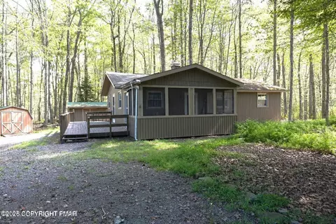 264 Selig Rd, Pocono Lake, PA 18347