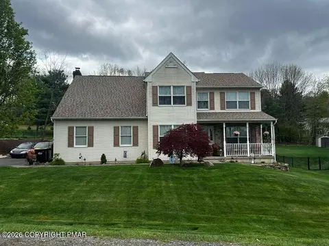 1012 Primrose Ave, Stroudsburg, PA 18360