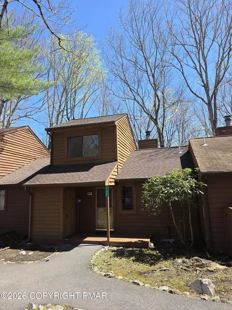 317 Keswick Ave, Bushkill, PA 18324