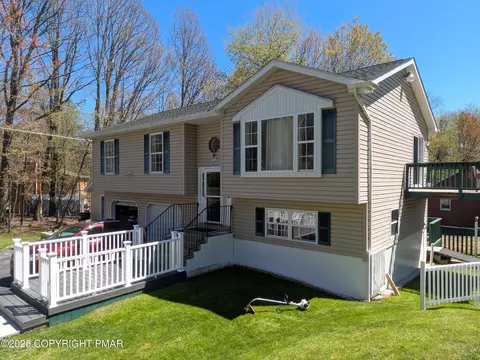 1637 Sugar Ln, Kunkletown, PA 18058