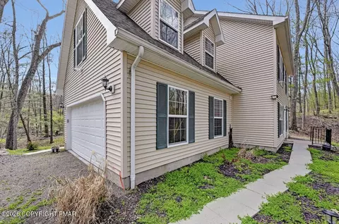 106 Alwen Ave, East Stroudsburg, PA 18301