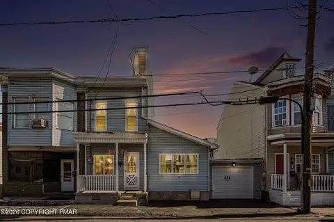 16 E Pine St, Mahanoy City, PA 17948