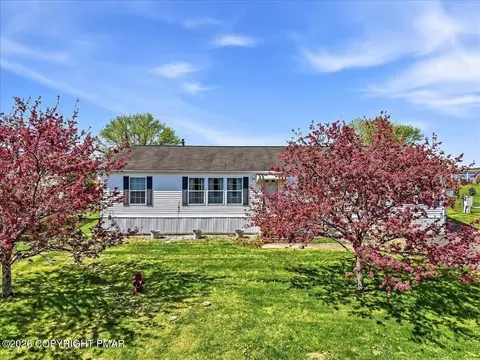 195 Nick Ln, Lehighton, PA 18235