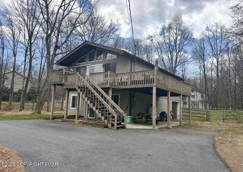 711 S Old Stage Rd, Albrightsville, PA 18210