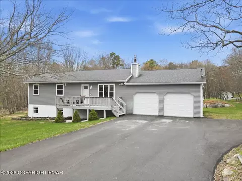 115 Rocky Ln, Blakeslee, PA 18610