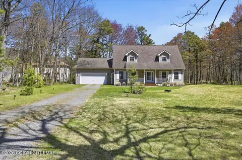 142 Stillwater Dr, Pocono Summit, PA 18346