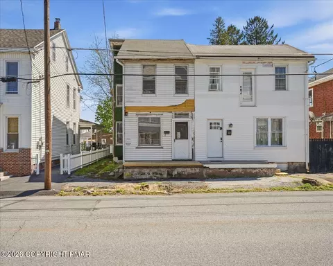 15 N Nice St, Frackville, PA 17931