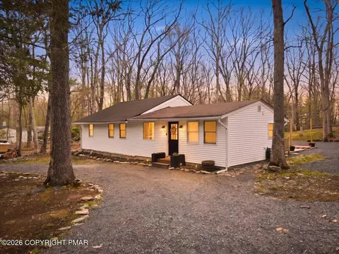 147 Rock Rd, East Stroudsburg, PA 18302