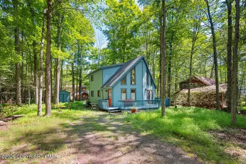 1113 Wiconisco Dr, Pocono Lake, PA 18347