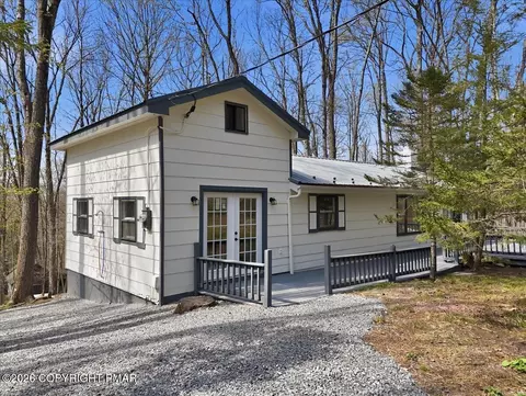 154 Ski Trl, Pocono Lake, PA 18347
