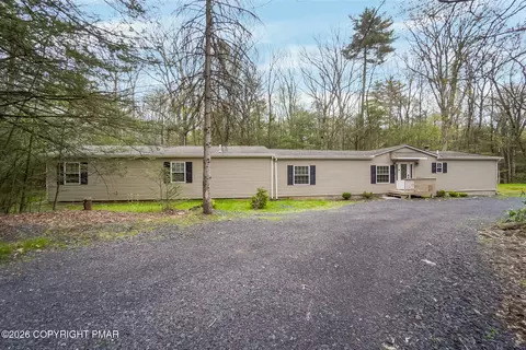 728 Dotters Corner Rd, Kunkletown, PA 18058