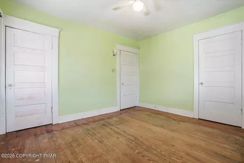 Bedroom - 539 Harrison Ave, Scranton, PA 18510 photo 8 of 15