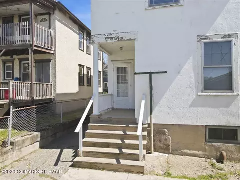 Exterior - 539 Harrison Ave, Scranton, PA 18510 photo 17 of 32