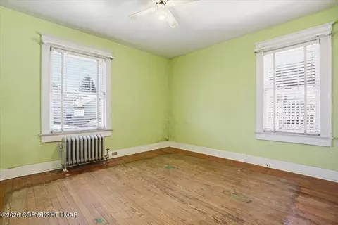 Bedroom - 539 Harrison Ave, Scranton, PA 18510 photo 7 of 15