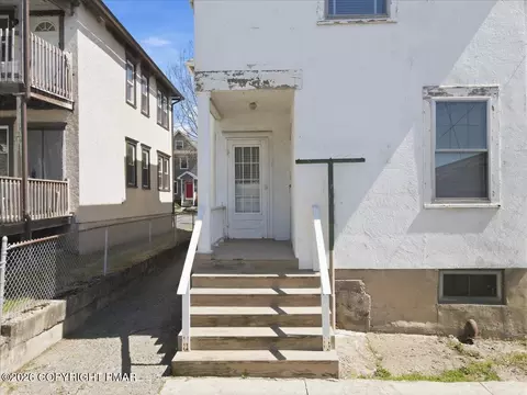 Exterior - 539 Harrison Ave, Scranton, PA 18510 photo 16 of 32