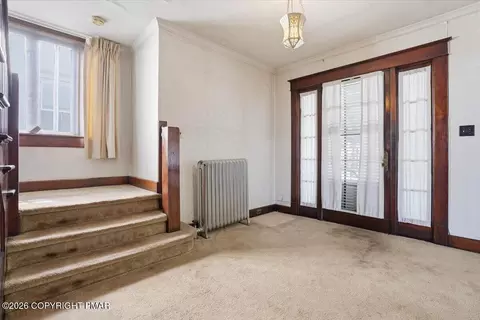 Entry Way - 539 Harrison Ave, Scranton, PA 18510 photo 1 of 11
