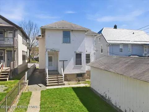 Exterior - 539 Harrison Ave, Scranton, PA 18510 photo 14 of 32
