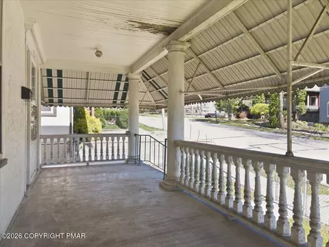 Exterior - 539 Harrison Ave, Scranton, PA 18510 photo 11 of 32