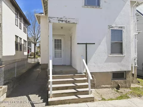 Exterior - 539 Harrison Ave, Scranton, PA 18510 photo 15 of 32