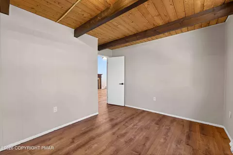 Bedroom - 170 Dover Dr, Bushkill, PA 18324 photo 3 of 5