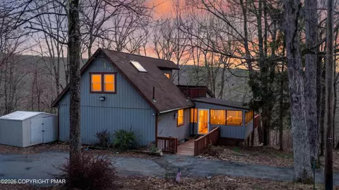 Exterior - 170 Dover Dr, Bushkill, PA 18324 photo 7 of 7