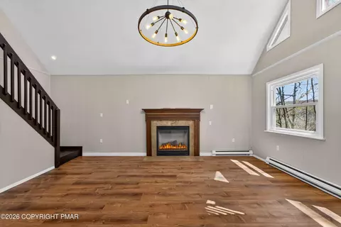 Living - 170 Dover Dr, Bushkill, PA 18324 photo 4 of 5