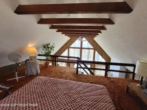 Bedroom - 1006 Hampstead Rd, Bushkill, PA 18324 photo 8 of 10