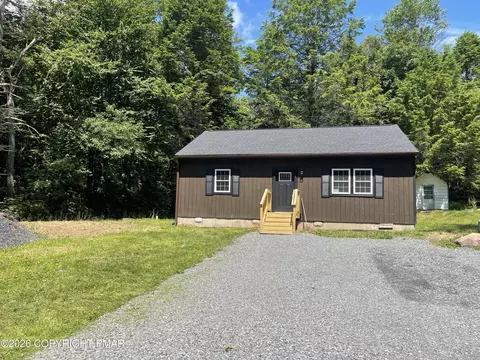 32 Laurel Ln, Albrightsville, PA 18210