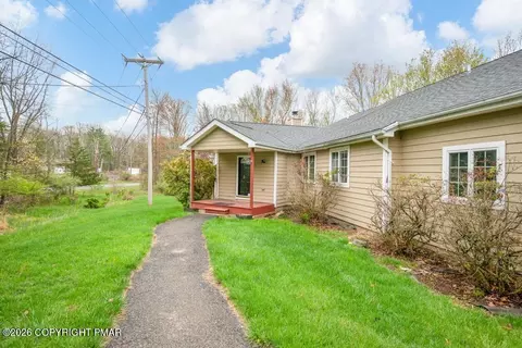 2241 Meadow Sage Ct, East Stroudsburg, PA 18301