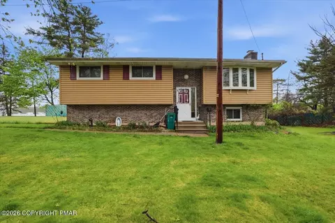 192 State St, East Stroudsburg, PA 18301