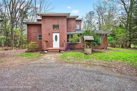 125 Ash Ln, Kunkletown, PA 18058