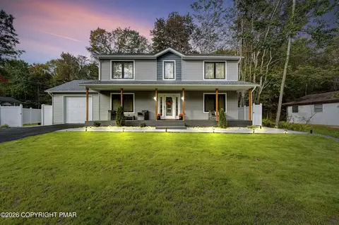 304 Sidney Ave, Pocono Summit, PA 18346