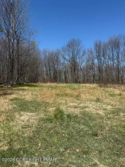 57 Vista Dr 57 Dr, Blakeslee, PA 18610