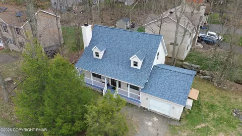 6435 Marvin Gdns, Tobyhanna, PA 18466
