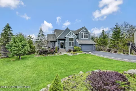 208 Lenni Trl, Pocono Pines, PA 18350