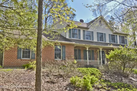 113 Heather Cir, East Stroudsburg, PA 18301