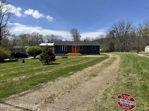 1067 S Broadview Dr, Jim Thorpe, PA 18229