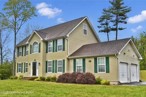 303 Pheasant Run, East Stroudsburg, PA 18302