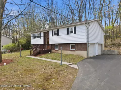 35 Bentwood Rd, Drums, PA 18222