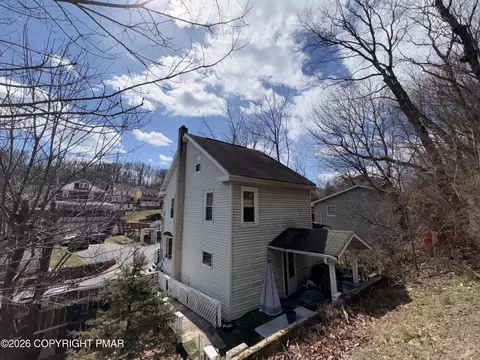 215 Doney Run, Weatherly, PA 18255
