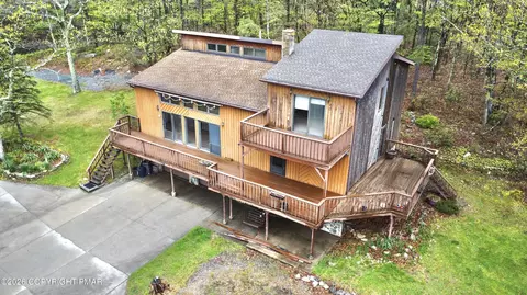 740 Raspberry Dr, Jim Thorpe, PA 18229