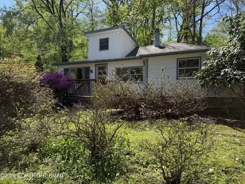 113 Frog Hollow Ln, Saylorsburg, PA 18353