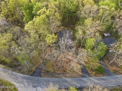 View/Area - 126 Dunchurch Dr, Bushkill, PA 18324 photo 3 of 3