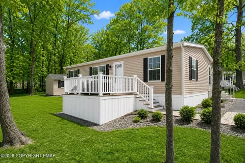 7804 Dougherty Dr, East Stroudsburg, PA 18302