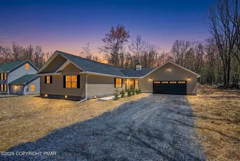 90 Oneida Trl, Albrightsville, PA 18210